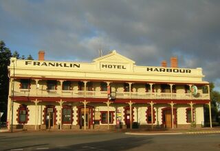 Typical Eyre Hotel & Pokies