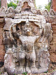 Garuda on the outer wall of Preah Kahn