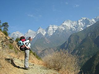 Cornelia ready for the Tiger Leaping Gorge trail