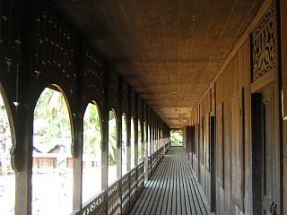 Longhouse in Macong